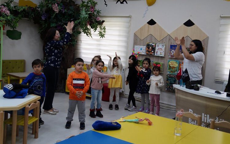 Beylikdüzü kütüphanelerinde ücretsiz İngilizce Atölyesi