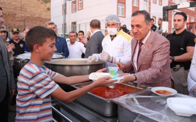 Bingöl Yedisu’da lezzetli festival Bingöl Yedisu’da lezzetli festival