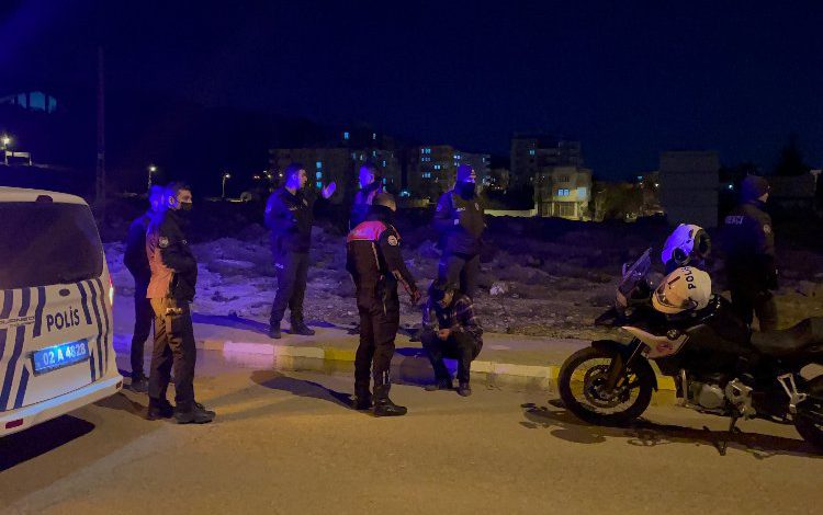 Adıyaman’da kardeşler arasında kavga çıktı Adıyaman’da kardeşler arasında kavga çıktı