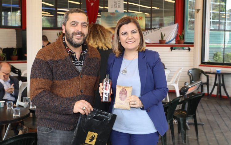 Kocaeli İzmit’te kahvenin tarihi anlatıldı Kocaeli İzmit’te kahvenin tarihi anlatıldı