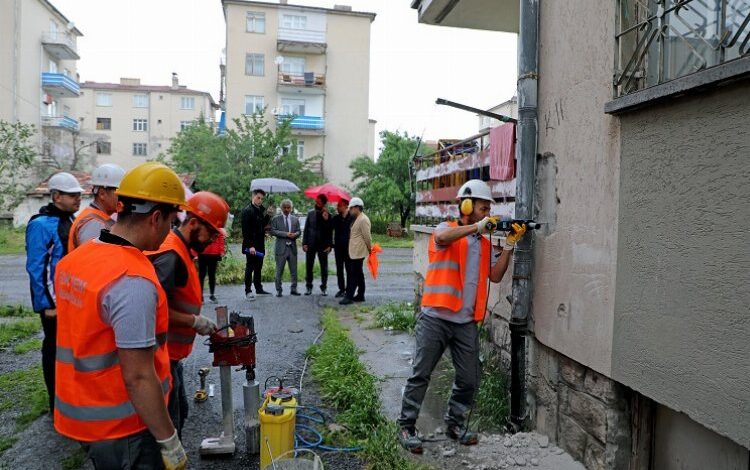 Kayseri Talas’ta karot mesaisi