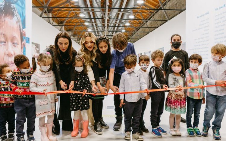 UNICEF 75’nci yıl sergisi ‘Hadise’si UNICEF 75’nci yıl sergisi ‘Hadise’si