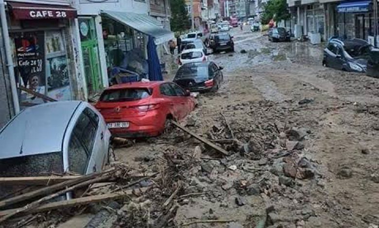 Rize’de can kaybı 2’ye yükseldi! Rize’de can kaybı 2’ye yükseldi!