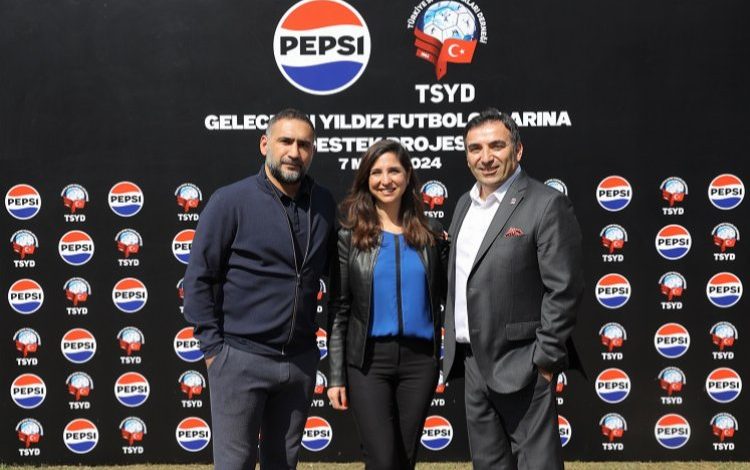TSYD’den geleceğin yıldız futbolcularına destek