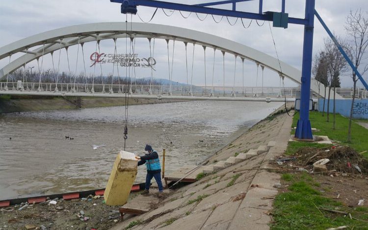 Derede yüzden buzdolabı geri dönüşme gitti