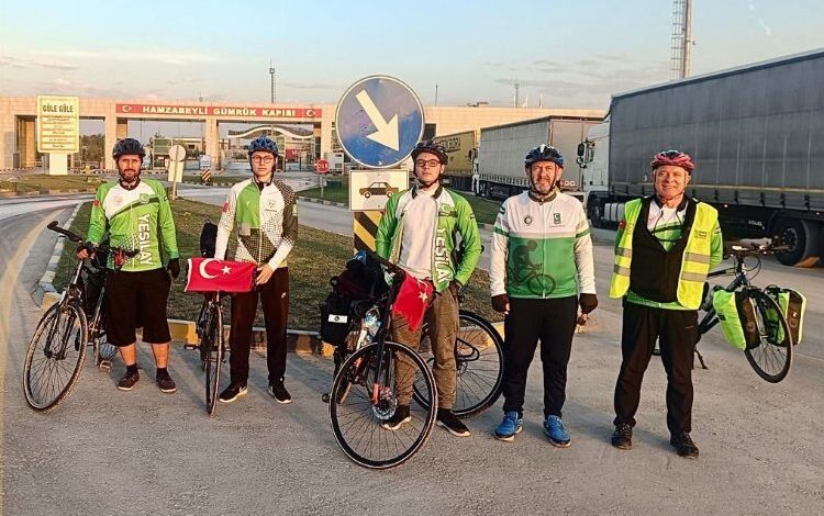 Yeşilaycılar ‘sınırsız dostluğa’ pedalladılar