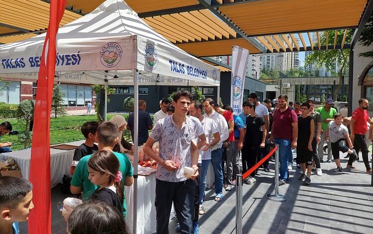 Kayseri Talas’tan aşure ikramı Kayseri Talas’tan aşure ikramı