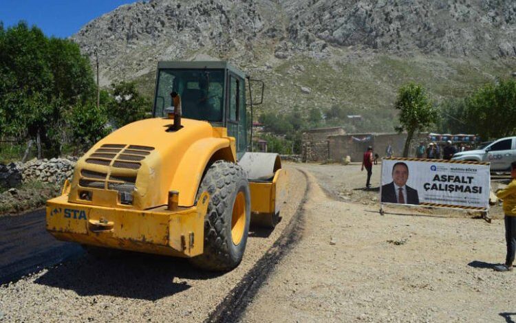 Günnercik yayla yolu asfaltlıyor Günnercik yayla yolu asfaltlıyor