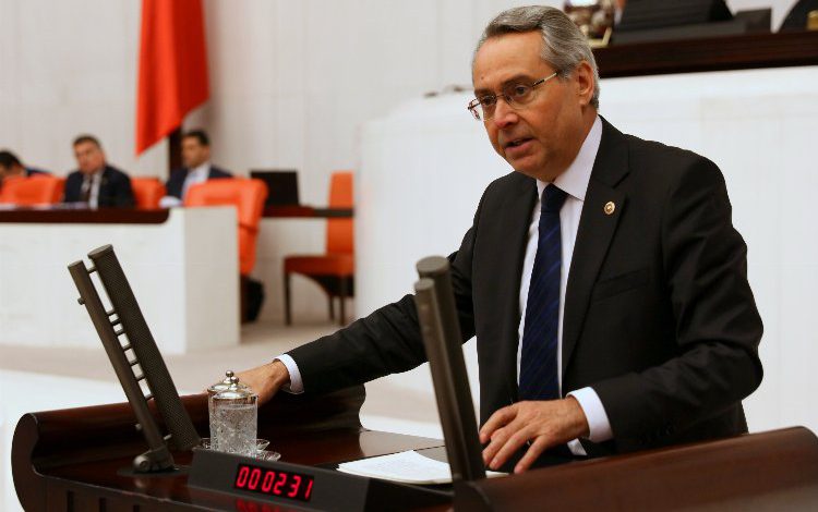 CHP’li Zeybek’ten Sezen Aksu açıklaması CHP’li Zeybek’ten Sezen Aksu açıklaması