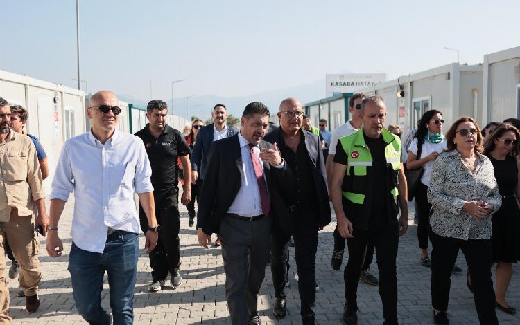 Afet bölgesi için örnek dayanışma Afet bölgesi için örnek dayanışma