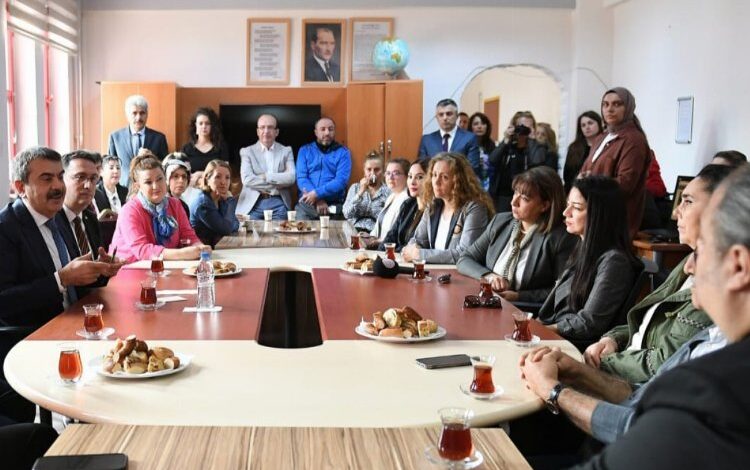 Bakan Tekin: İstişareleri kurumsal hale getireceğiz Bakan Tekin: İstişareleri kurumsal hale getireceğiz