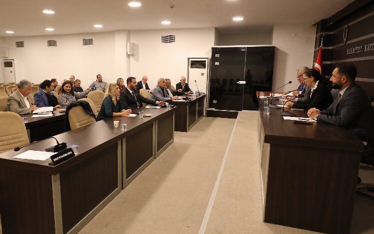 İzmir Narlıdere’de belediye ve spor kulübü gençler için güç birliği yapacak