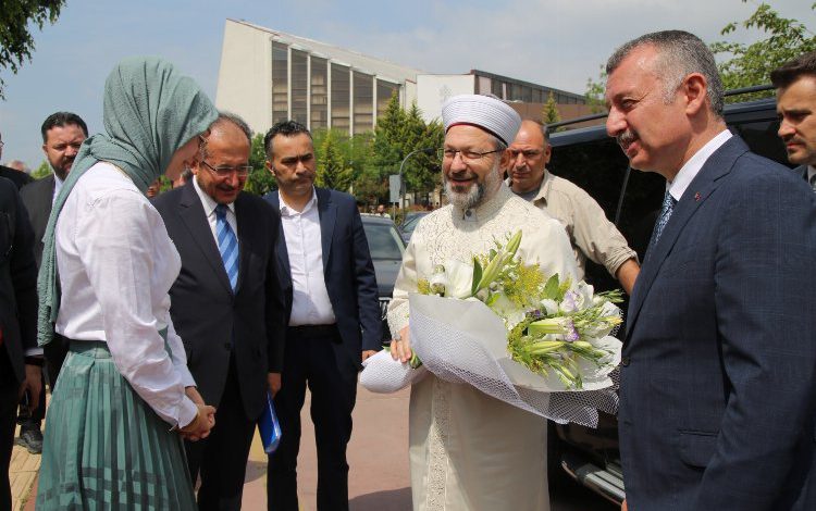 Diyanet İşleri Başkanı Erbaş Kocaeli’de