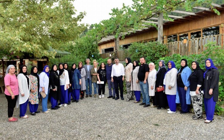 Bursa Yıldırım’da kadınlar üretiyor, ilçe kazanıyor