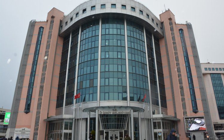 Kocaeli İzmit Belediyesi, ağır vasıta şoförü alacak Kocaeli İzmit Belediyesi, ağır vasıta şoförü alacak