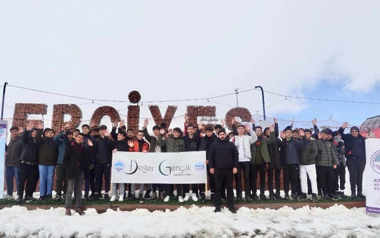 KAYMEK’in ödüllü projesi Değer Gençlik Zirve’de