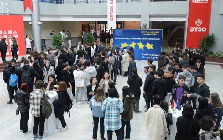 Bursalı gençlerin Avrupa Günü