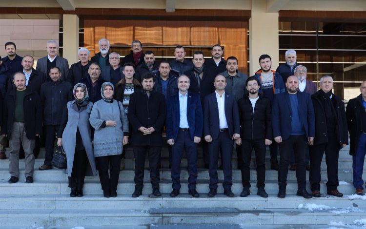 Rektör Uslu STK temsilcileri ile bir araya geldi Rektör Uslu STK temsilcileri ile bir araya geldi