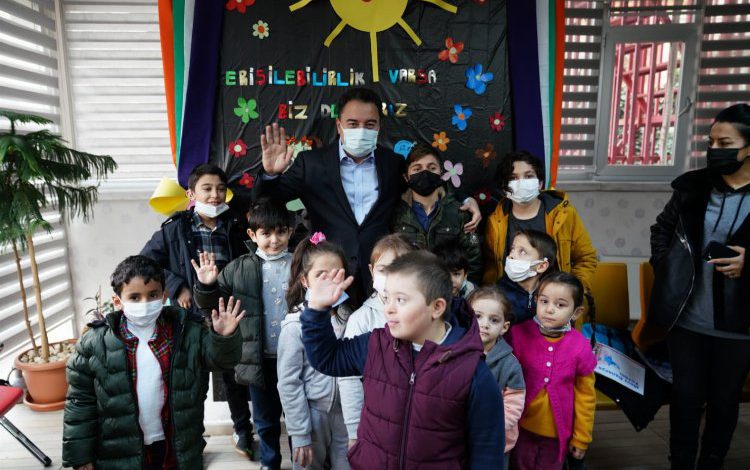 Babacan: ‘Ülkemiz genç bir insan kaynağına sahip’ Babacan: ‘Ülkemiz genç bir insan kaynağına sahip’