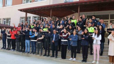 Hatay’da Türk Polisi’nden işaret dili ile İstiklal Marşı
