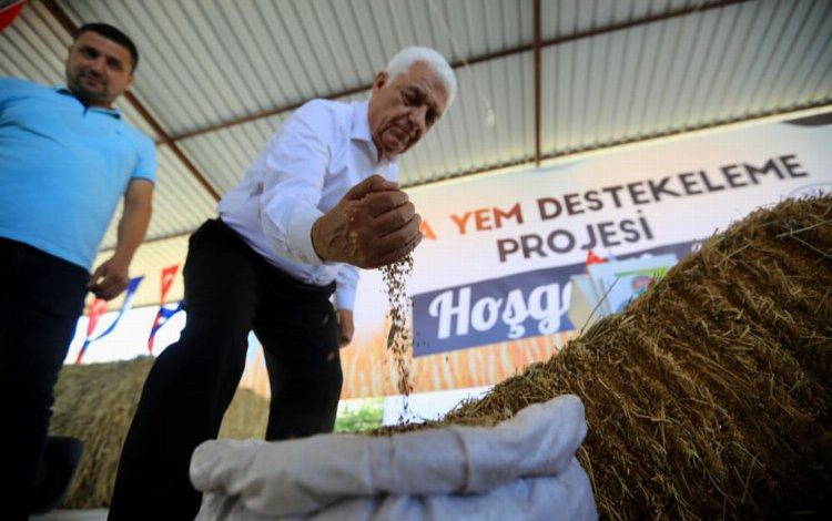 Muğla Milas’ta üreticiye 1 milyon 300 Bin TL değerinde yem desteği