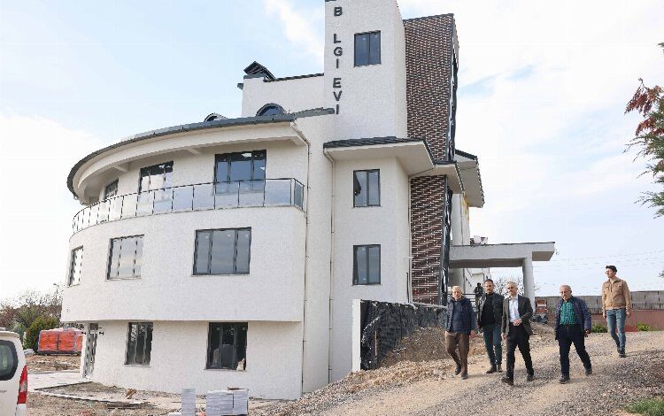 Çayırova’da Başkan Çiftçi projeleri yerinde inceledi Çayırova’da Başkan Çiftçi projeleri yerinde inceledi