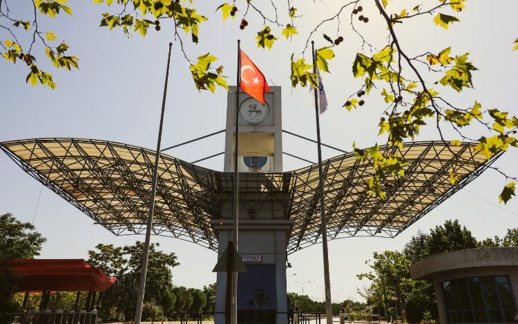 Dokuz Eylül yeni yıla 70 bini aşkın öğrenciyle ‘merhaba’ dedi