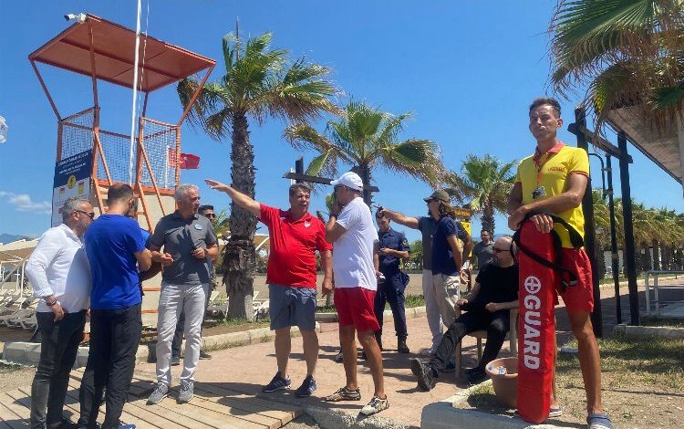 Kumluca’da yüzme alanlarına denetim Kumluca’da yüzme alanlarına denetim