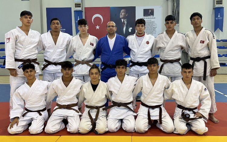 Manisalı judoculardan 8 madalya