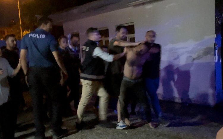 Adıyaman’da konteyner kentte vatandaşın sabrı kalmadı Adıyaman’da konteyner kentte vatandaşın sabrı kalmadı