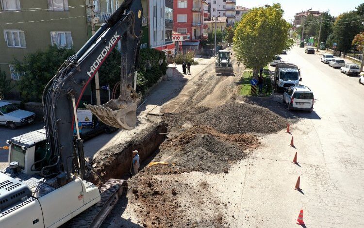 Fethiye Caddesi ve İstiklal Caddesi alt yapıda sınıfı geçti! Fethiye Caddesi ve İstiklal Caddesi alt yapıda sınıfı geçti!