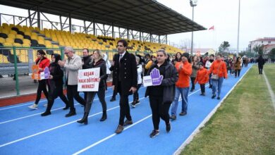 Edirne’de kadın şiddetine karşı farkındalık yürüyüşü