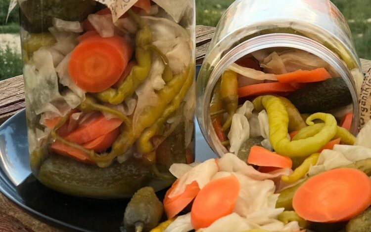 Turşu araştırması… Turşuyu limonlu mu, yoksa sirkeli mi tercih edersiniz? Turşu araştırması… Turşuyu limonlu mu, yoksa sirkeli mi tercih edersiniz?