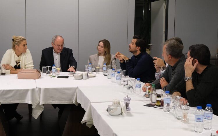 DOSABSİAD yönetimi ekonomiye odaklandı DOSABSİAD yönetimi ekonomiye odaklandı