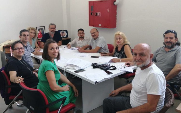 İzmir’de 11. Şakir Süter Gazetecilik Yarışması sonuçlandı İzmir’de 11. Şakir Süter Gazetecilik Yarışması sonuçlandı