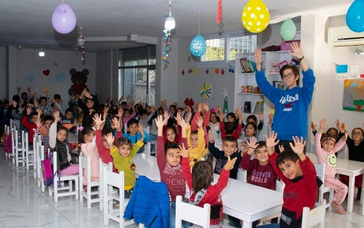 Mersin Büyükşehir çocukların yüzünü güldürdü