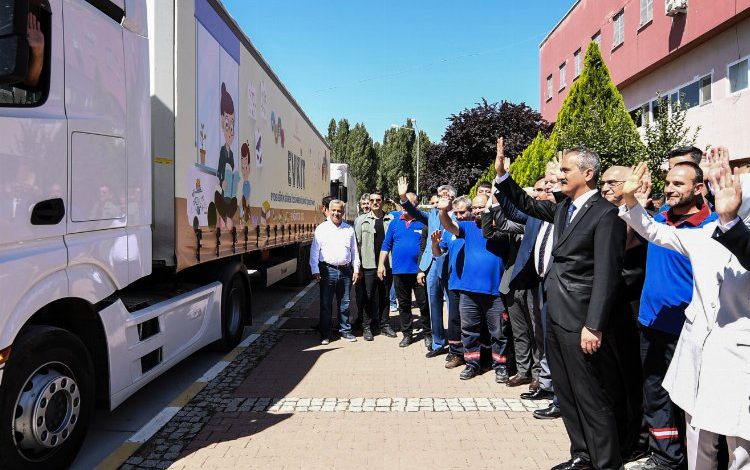 MEB ‘özel öğrencilere’ eğitim kitlerini gönderdi MEB ‘özel öğrencilere’ eğitim kitlerini gönderdi
