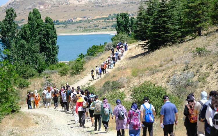 Konya’yı yürüyerek keşfediyorlar Konya’yı yürüyerek keşfediyorlar