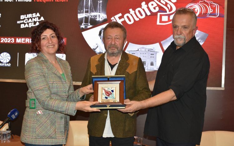 Ünlü tiyatro oyuncusu çocukluğundaki Bursa’yı anlattı