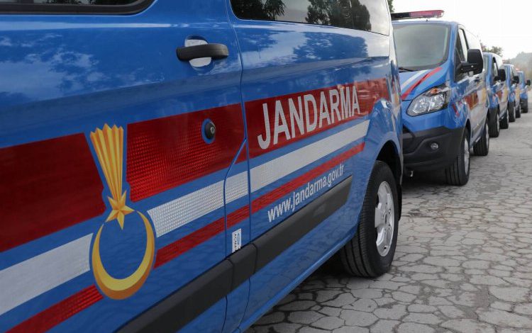 Niğde Kula Köyünde çıkan kavgada 8 kişi yaralandı Niğde Kula Köyünde çıkan kavgada 8 kişi yaralandı