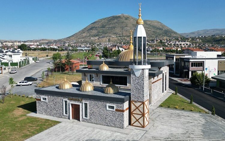 Saçmacı Camii ibadete açılıyor