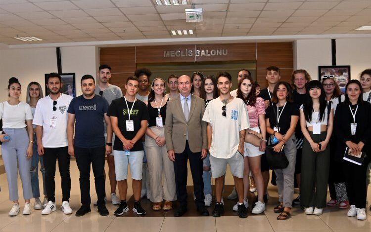 Yabancı öğrencilerden Konya Selçuklu’ya ziyaret Yabancı öğrencilerden Konya Selçuklu’ya ziyaret
