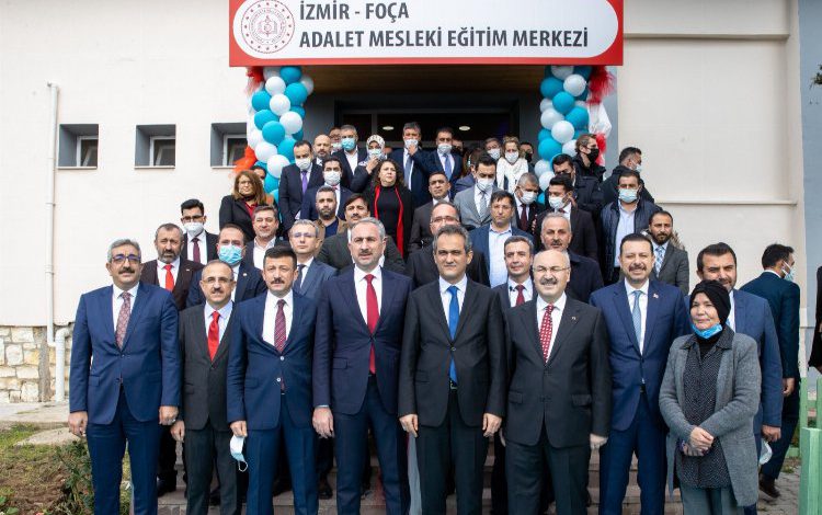 İzmir Foça Adalet Mesleki Eğitim Merkezi  açıldı