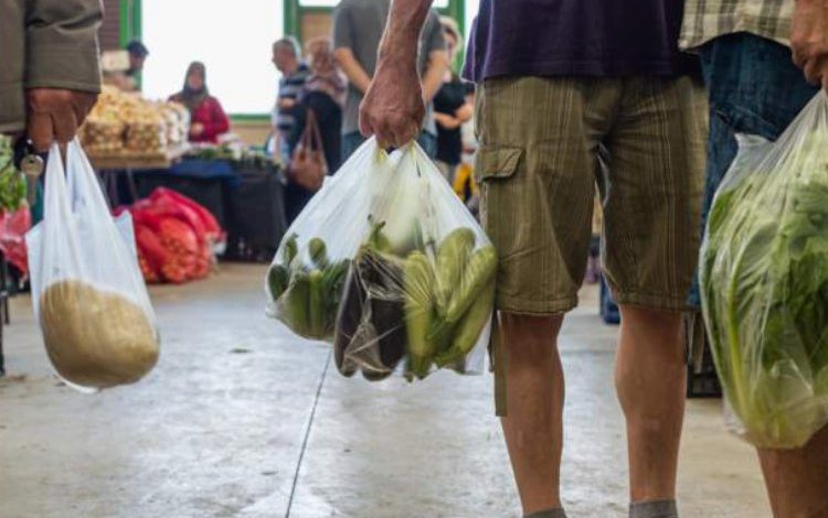 Plastik poşetlerde 25 kuruşa devam