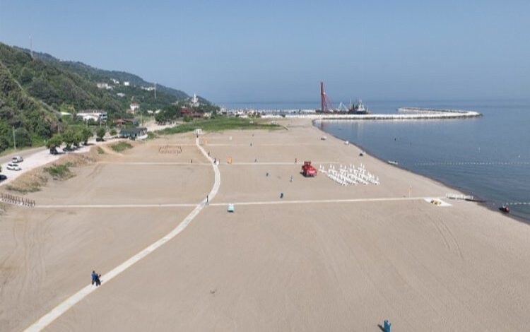 Mavi Bayrak Karacabey’de de dalgalanıyor Mavi Bayrak Karacabey’de de dalgalanıyor