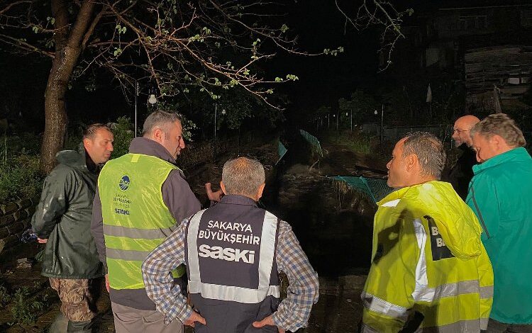 Sakarya’da gece boyu sel mesaisi