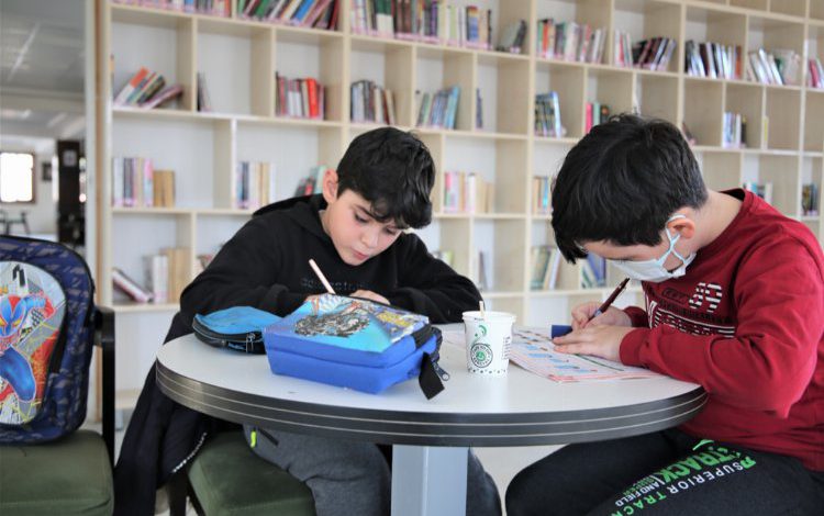 Sivas’ta Millet Kıraathanesi’nde yoğun ilgi Sivas’ta Millet Kıraathanesi’nde yoğun ilgi