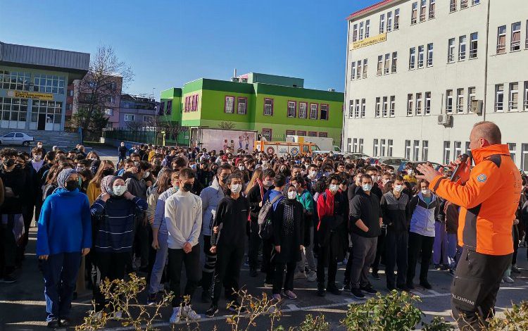 Bursa Yıldırım’da afet bilinci