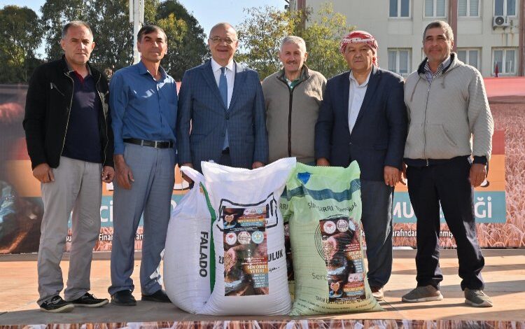 Manisa’dan üreticilere ‘tarımsal’ tohum desteği