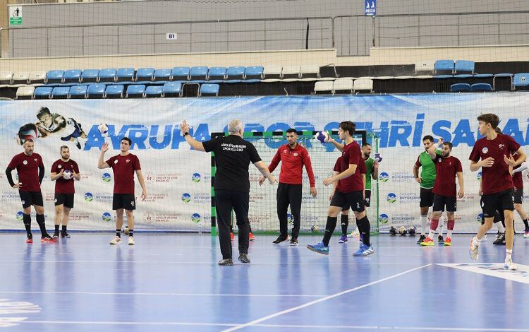 Sakaryalı hentbolcular Spor Toto’yu ağırlayacak